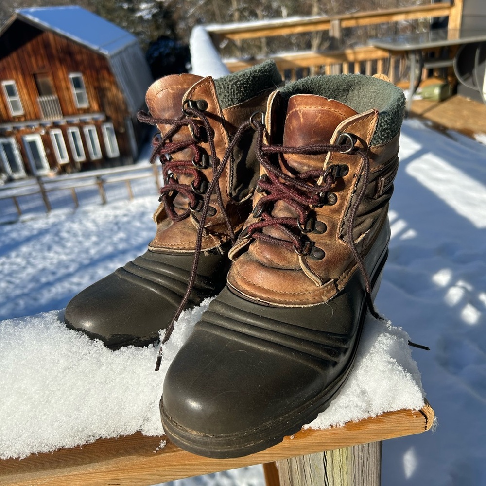 Vintage Sorel Wet Weather Boots - Size 8